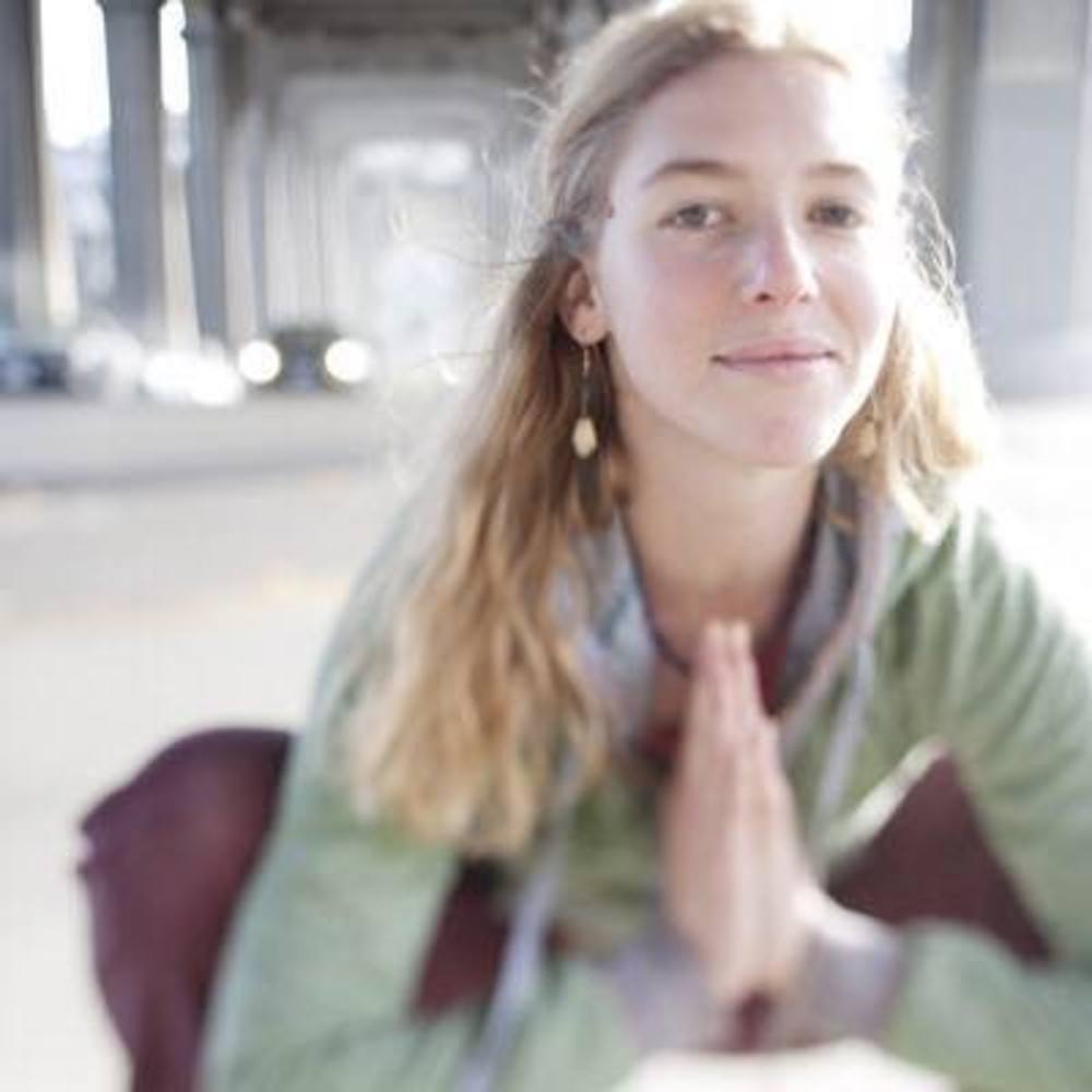 Meet your Posher, Elise